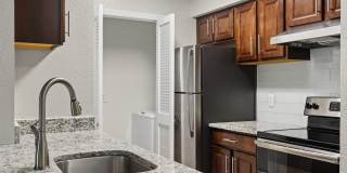 The Hamilton Premier Apartments Gallery 16
