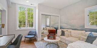 285 W Westminster Avenue Gallery 37