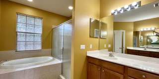 SPACIOUS 5-BEDROOM POOL HOME IN NORTH PORT Gallery 36