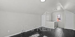 20045 Greenlawn Street Gallery 20