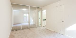 Camelback South Gallery 16
