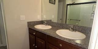 Beautiful 4-Bedroom Home for Rent in Wimauma, FL – Exceptional Value and Amenities Gallery 26