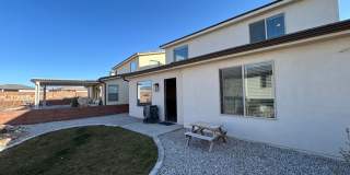 Charming 4 Bd, 2.5 bath in spacious home! Gallery 36