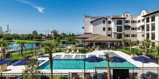 Arista at Riverstone Age 55+ Apartment Homes Gallery 7