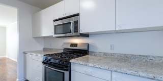 Beautiful Brookside duplex unit - NO PETS Gallery 14