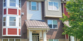 11939 Emery Village Drive N Gallery 1