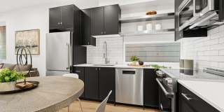 Like new 2 bedroom townhome in Georgetown Gallery 1