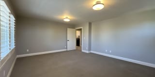 Elegant South Cooper Mountain Home with 4 Bedrooms, Bonus Room, Main-Level Suite & Designer Finishes Gallery 56