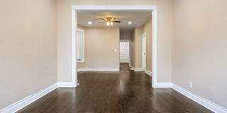 1540 N Keeler Avenue Gallery 3