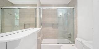 350 Y Place Gallery 10