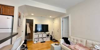 NIce 4 bed in Mission Hill Gallery 12