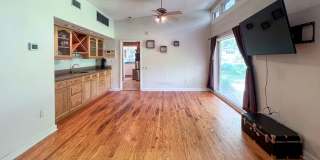 2BR/2BR Near Law School - Available Early August! Gallery 26