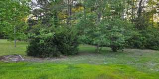 Beautiful renovated 3 bed, 1.5 bath unfurnished home located in Hampstead Gallery 23