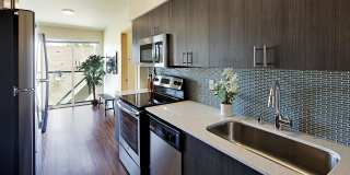 Glendale Apartments - Student Housing Gallery 7