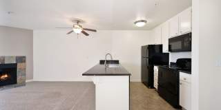 Elán Cardiff by the Sea Apartment Homes Gallery 10