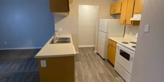 River Walk Apartments Gallery 23