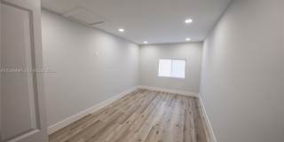 1221 NW 75th St Gallery 17