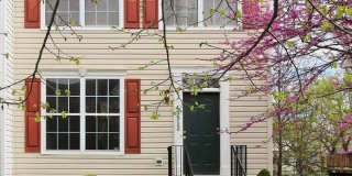 45512 LAKEMONT Square Gallery 1