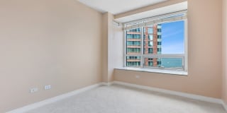 512 N MCCLURG Court Gallery 9