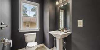 4 Bed 2.5 Bath Home for Rent! Gallery 7