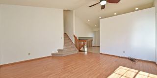 Updated 3bed 3bath home in D20 Schools! Gallery 4