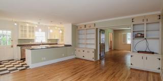 1207 Pine Avenue Gallery 24