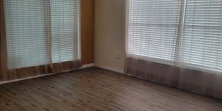 1324 Franford Drive Gallery 4