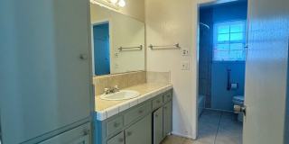 3420 Fairlane Gallery 8