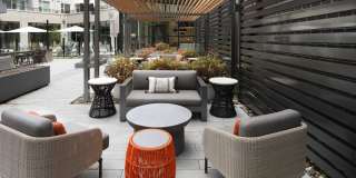 The Laureate Gallery 32