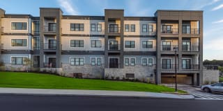 Millside at Heritage Park - 55+ Active Adult Apartment Homes Gallery 32