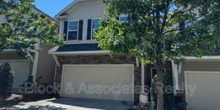 210 HAMLET PL Gallery 3