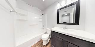 Lawrence Landing Apartments Gallery 17
