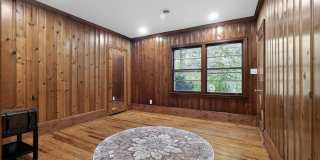 Newly updated home in West Burlington Gallery 24