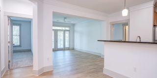 712 Tucker Gallery 20