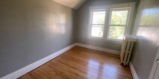 Three Bedroom East Hillside Home Gallery 18