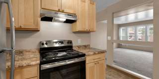 Large 3 Bedroom Apartments PET FRIENDLY! Gallery 9