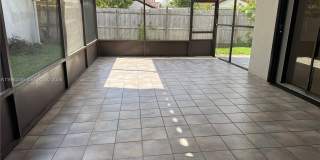 17340 NW 63rd Ave Gallery 14