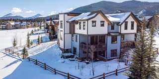 80 Mule Deer Court Gallery 1