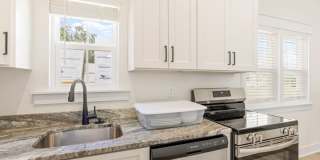 A great place to stay that is a nice and cozy cottage in the great neighborhood of Southwood Gallery 21