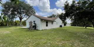 Spacious 3-Bedroom Oasis in Loxahatchee with 2 Full Baths Gallery 8