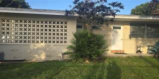 201 SW 30th Ct Gallery 1