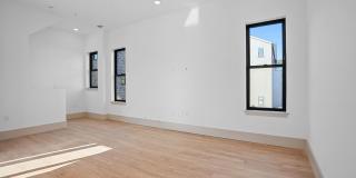 The Collection at 31st St. Gallery 5