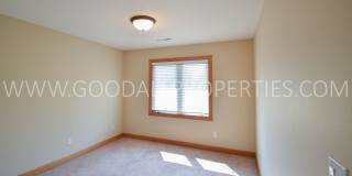 Spacious 4-Bedroom Johnston Home with 3-Car Garage Gallery 24