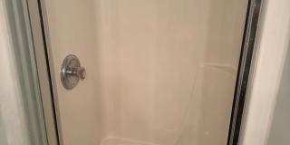 Room in 3 Bedroom Home at Dunford St Gallery 1