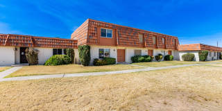 Charming Glendale Townhouse Gallery 1