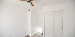 2227 E CUMBERLAND Street Gallery 13