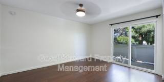 410 N Clark St. Gallery 22