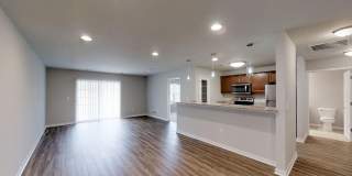 Condo Style Upper 2 Bedroom 2 Bathroom Apartment Gallery 1
