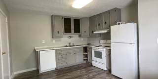 4-Bedroom Home on the South Side - Available In May Gallery 1