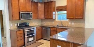 Move-in special offer!!! Spacious home in super nice neighborhood in Northwest Omaha in Elkhorn School District for under $3,000 Gallery 51